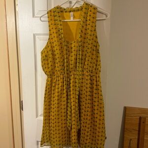 XHILARATION DRESS - Yellow n Green women’s large above knee sleeveless mini